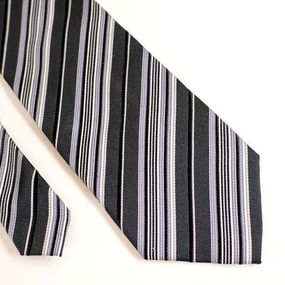Vesuvio Napoli‎ Italy Woven Gray Black Striped Long Silk Tie - Picture 1 of 6